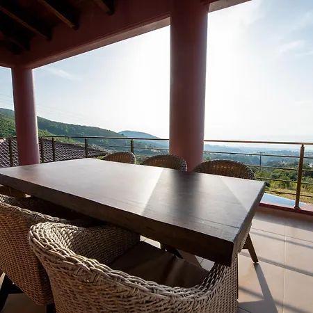 Alexandros - Four Seasons ヴィラ パトラ