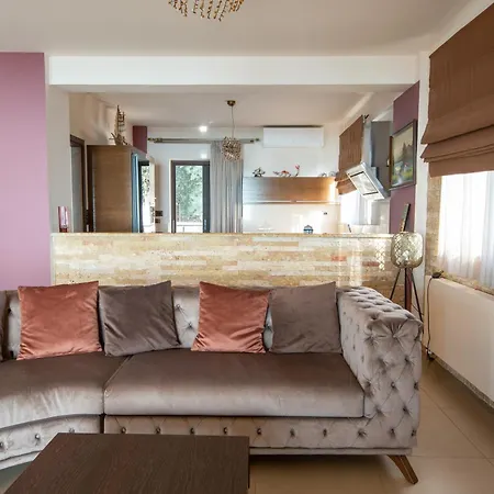 ヴィラ Alexandros - Four Seasons *