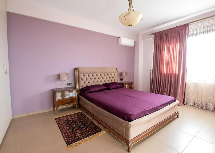 Alexandros - Four Seasons Villa Patras