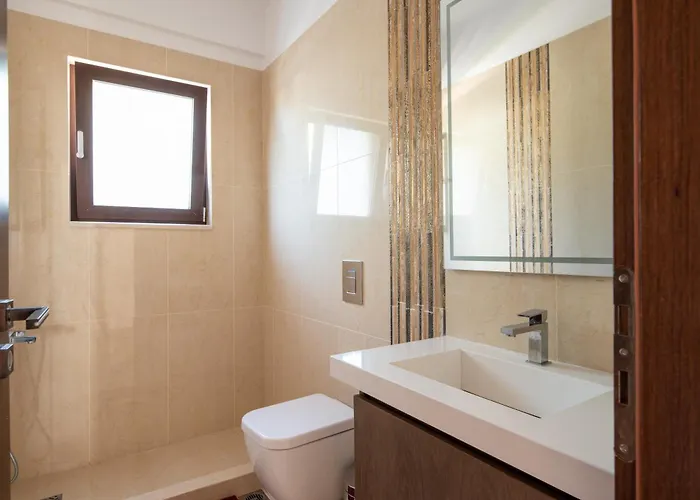 Alexandros - Four Seasons * Patras