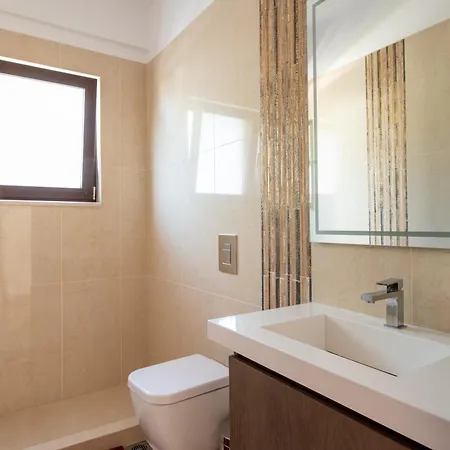 Alexandros - Four Seasons * Patras