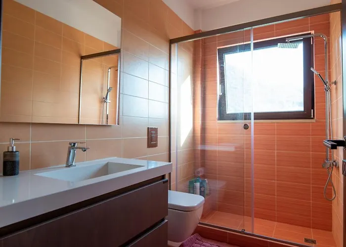 Alexandros - Four Seasons Πάτρα